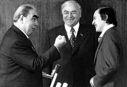 breznev karpov orden 12-69f7e.jpg